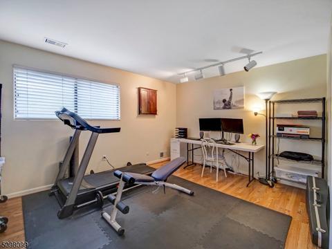 103 River Rd Apt E4 #E4, Nutley, NJ 07110 photo 12