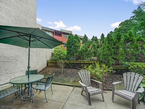 103 River Rd Apt E4 #E4, Nutley, NJ 07110 photo 5