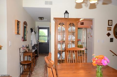 39 Overlook Dr, Clinton, NJ 08809 photo 8