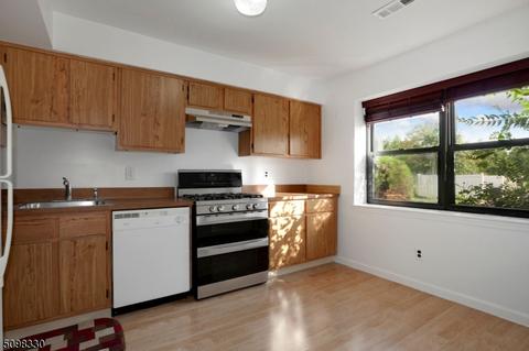 1944 Raspberry Ct, Edison, NJ 08817 photo 14