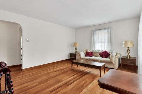 68 Moore Ave, Waldwick, NJ 07463 photo 7