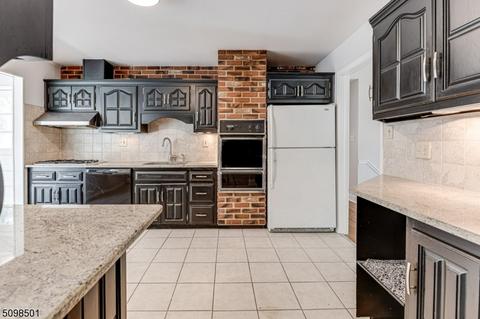 178 River Bend Rd, Berkeley Heights, NJ 07922 photo 11