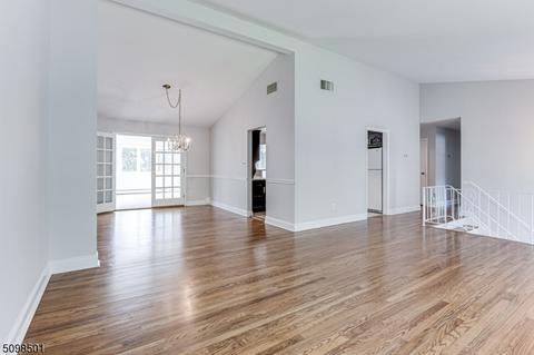 178 River Bend Rd, Berkeley Heights, NJ 07922 photo 8