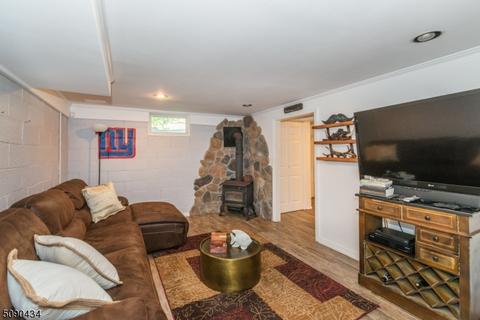 16 Grieves Ter, Wayne, NJ 07470 photo 17