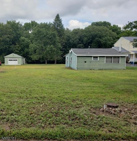 44 Brookside Ave, Old Bridge, NJ 08857 photo 3