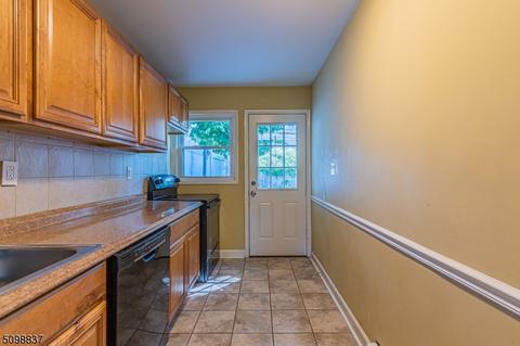 22 James St, Dover, NJ 07801 photo 14