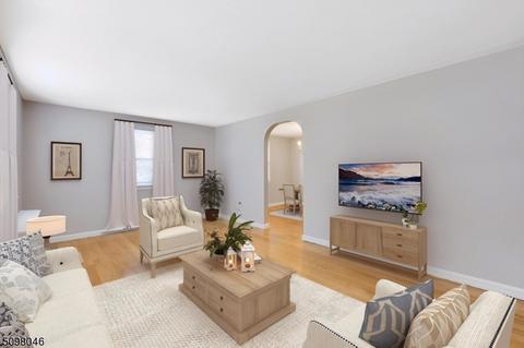 95 Rowland Ave, Hackensack, NJ 07601 photo 3
