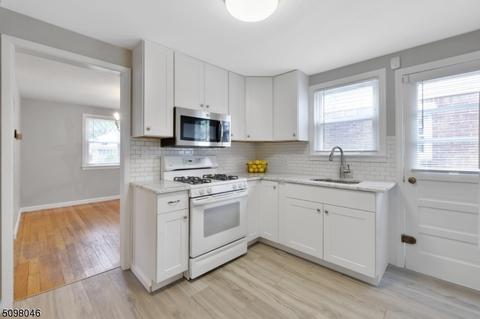 95 Rowland Ave, Hackensack, NJ 07601 photo 7