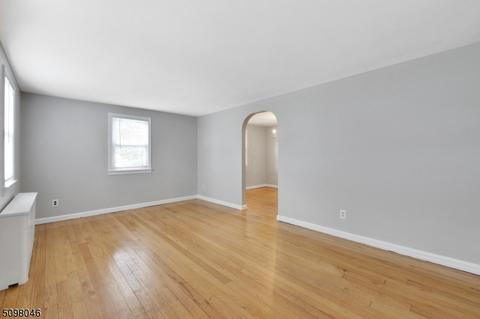 95 Rowland Ave, Hackensack, NJ 07601 photo 2