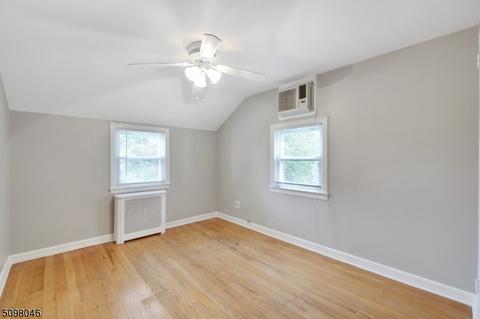 95 Rowland Ave, Hackensack, NJ 07601 photo 14