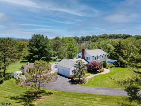 7 Old Farm Rd, Hampton, NJ 08827 photo 1