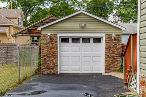 22 Berkeley Ter, Plainfield, NJ 07062 photo 4