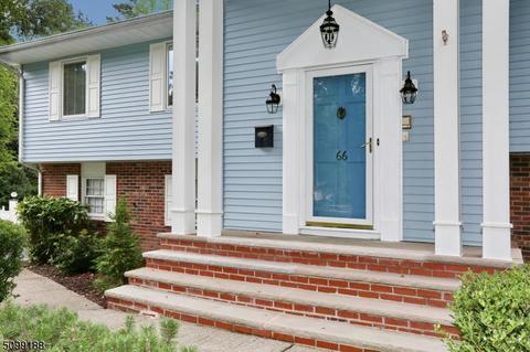 66 Brown Cir, Paramus, NJ 07652 photo 3