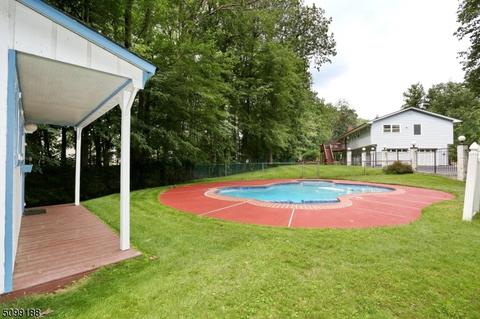 66 Brown Cir, Paramus, NJ 07652 photo 29