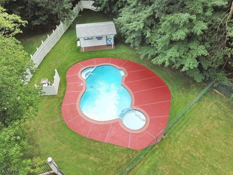 66 Brown Cir, Paramus, NJ 07652 photo 26