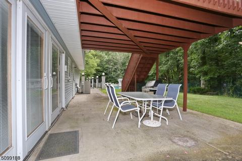 66 Brown Cir, Paramus, NJ 07652 photo 34