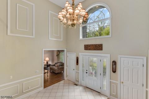 3 Jared Dr, Mendham, NJ 07945 photo 2