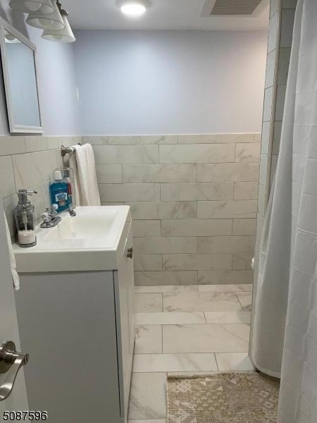 400 E 7th Ave, Roselle, NJ 07203 photo 11