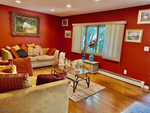 70 Pinecrest Ter, Wayne, NJ 07470 photo 13