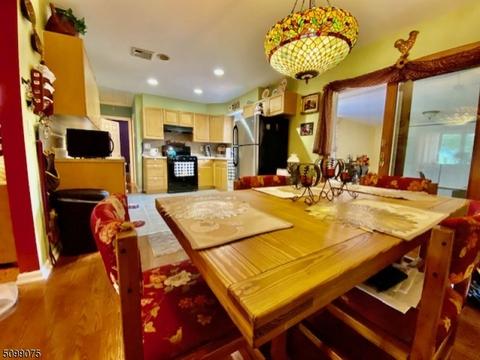 70 Pinecrest Ter, Wayne, NJ 07470 photo 6