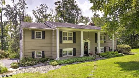 1740 Cedar Crest Rd, Bound Brook, NJ 08805 photo 2