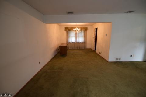 32 Mandon Dr, Wayne, NJ 07470 photo 15