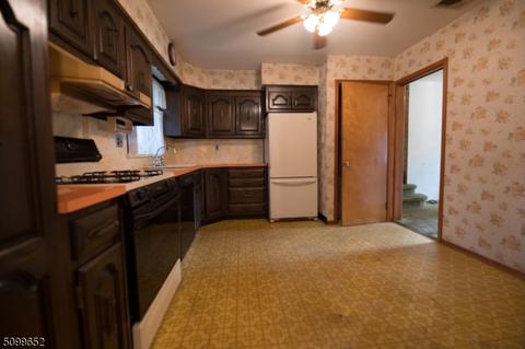 32 Mandon Dr, Wayne, NJ 07470 photo 7