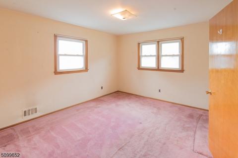 32 Mandon Dr, Wayne, NJ 07470 photo 8