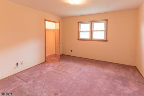 32 Mandon Dr, Wayne, NJ 07470 photo 9
