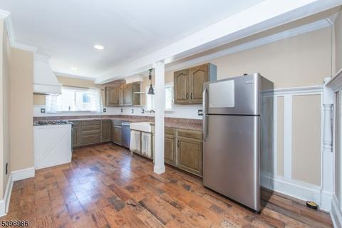 121 High St, Hackettstown, NJ 07840 photo 5