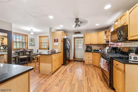 34 Harvard St, Dover, NJ 07801 photo 6