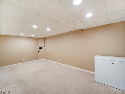 545 Warfield Rd, North Plainfield, NJ 07063 photo 16