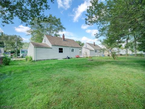 545 Warfield Rd, North Plainfield, NJ 07063 photo 18