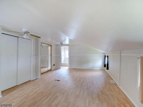 545 Warfield Rd, North Plainfield, NJ 07063 photo 10