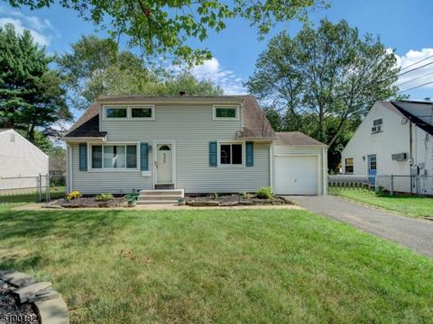 545 Warfield Rd, North Plainfield, NJ 07063 photo 2