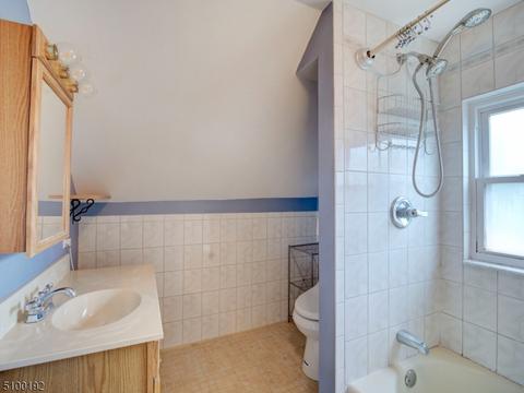 545 Warfield Rd, North Plainfield, NJ 07063 photo 11