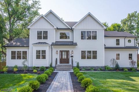 83 Maple St, Summit, NJ 07901 photo 1