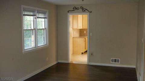 75 Kenzel Ave, Nutley, NJ 07110 photo 8
