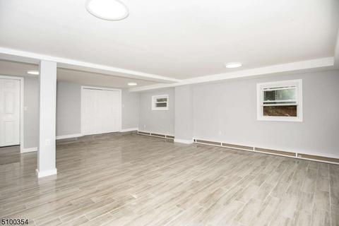 859 Alps Rd, Wayne, NJ 07470 photo 17