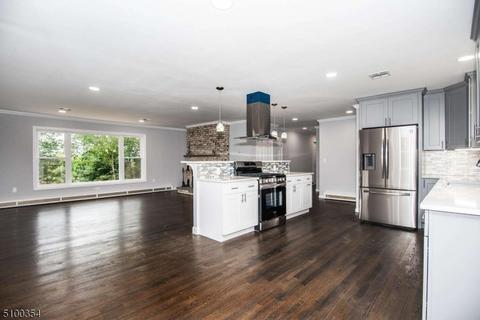 859 Alps Rd, Wayne, NJ 07470 photo 4
