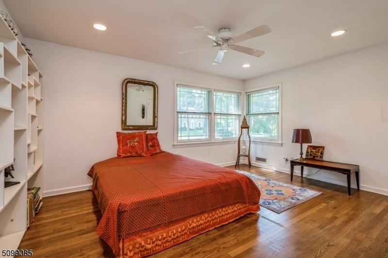  61 Old Glen Rd, Morristown, NJ 07960 photo 13