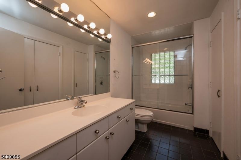  61 Old Glen Rd, Morristown, NJ 07960 photo 14