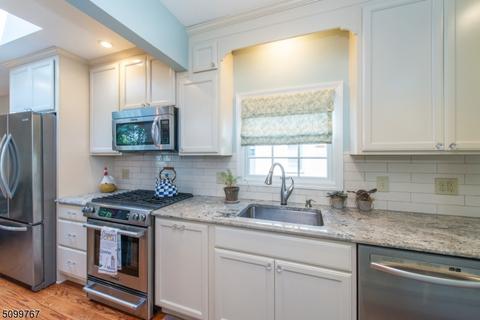 11 Sylvan Pl, Nutley, NJ 07110 photo 7