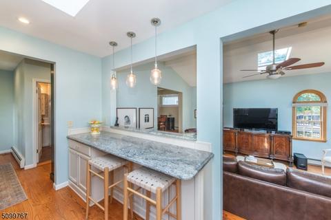 11 Sylvan Pl, Nutley, NJ 07110 photo 6