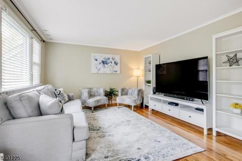 35 Webster Ave, Summit, NJ 07901 photo 2