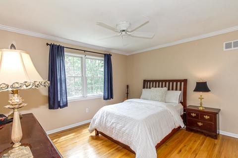 31 Berkeley Cir, Basking Ridge, NJ 07920 photo 24