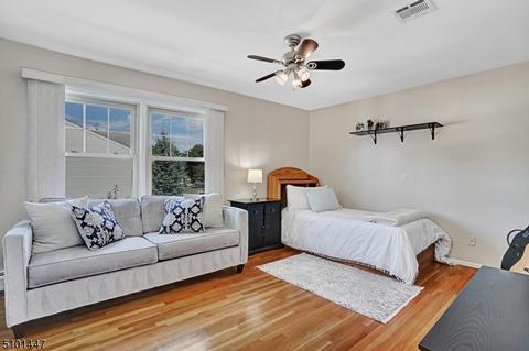 49 Mohawk Ave, Middlesex, NJ 08846 photo 17