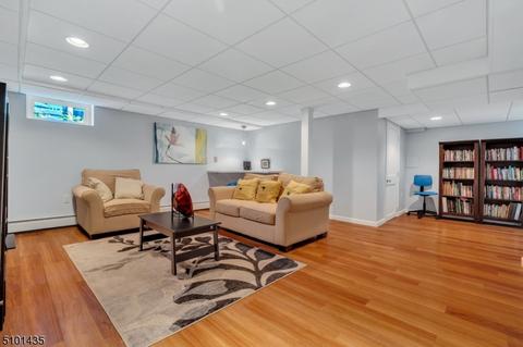44 Maple St, Chatham, NJ 07928 photo 11