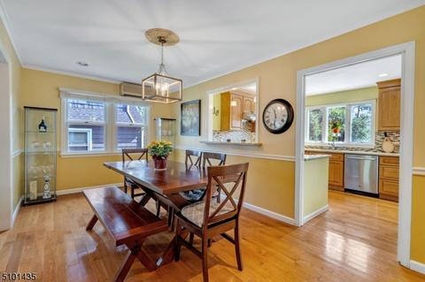 44 Maple St, Chatham, NJ 07928 photo 4