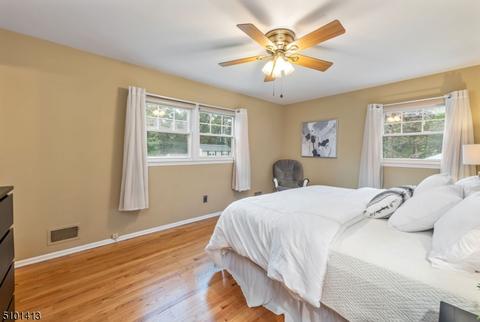 31 Sears Pl, Wayne, NJ 07470 photo 20